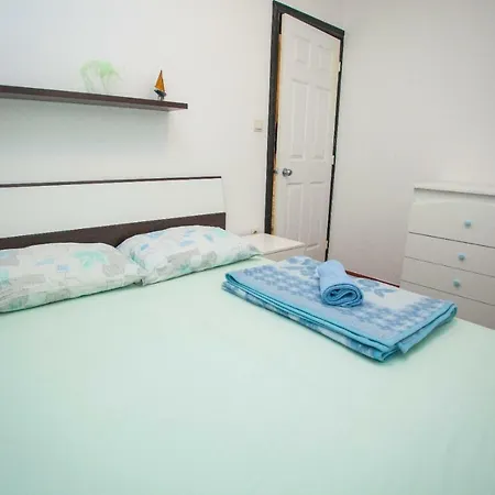 Holiday Paradiz Apartment